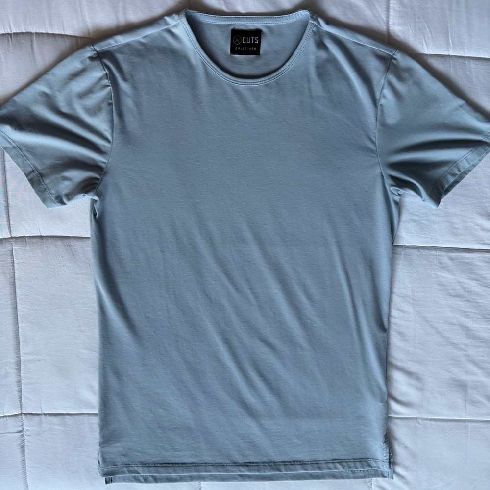 Cuts Clothing Men’s Light Blue Short Sleeve Tee